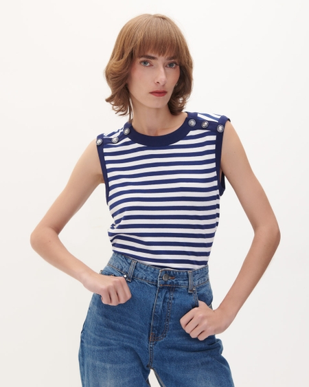 Blusa Sin Mangas De Punto A Rayas Botones Metálicos  <p>¡Esta blusa sin mangas es un giro moderno a las rayas clásicas! Combínala con pantalones culotte para un look vanguardista o con unos jeans para un estilo casual. Añade unos pendientes geométricos y 