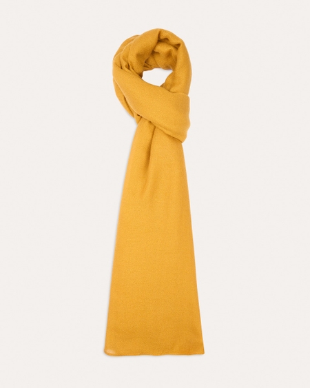 Pashmina Mostaza Lisa Placa Con Monograma